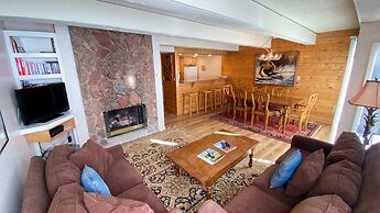 #206 Vail International