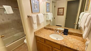 #305 Vail International