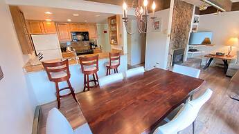 #305 Vail International