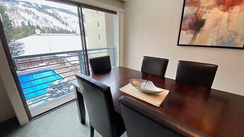 #207 Vail International