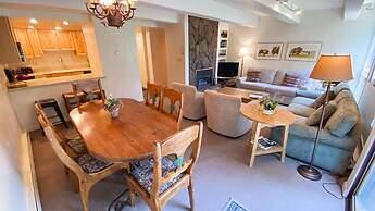 #112 Vail International