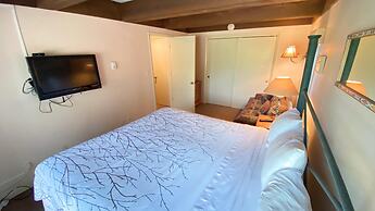 #112 Vail International