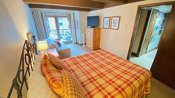 #205 Vail International