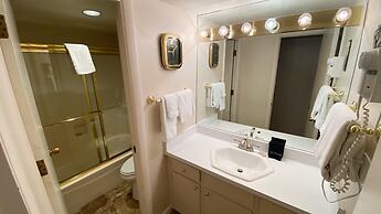 #211 Vail International