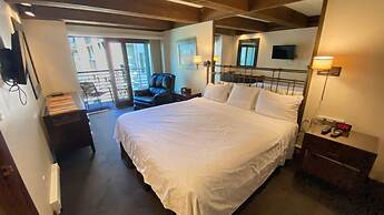 #108 Vail International