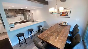 #301 Vail International