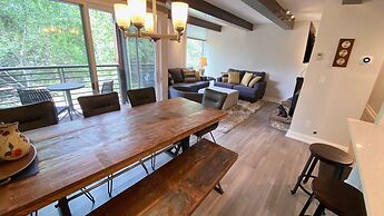 #301 Vail International