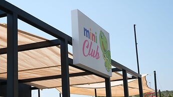 Ramada Resort by Wyndham Kizkalesi