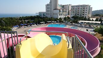 Ramada Resort by Wyndham Kizkalesi