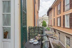 Wine Not Apartment in Como City Centre