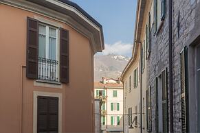 Wine Not Apartment in Como City Centre