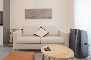 Enchanted Como City Apartment