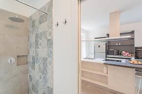 Enchanted Como City Apartment