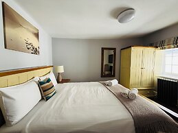 The Vale Hotel