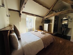 The Vale Hotel