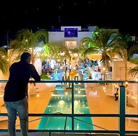 Coco Beach Rooftop