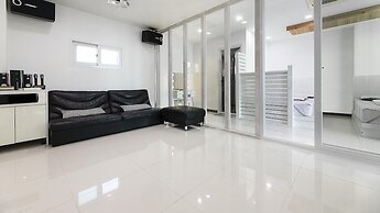 Pohang 0.1 Poolvilla