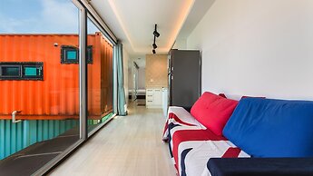 Goseong Bluebeach Pension&glamping
