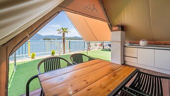 Goseong Bluebeach Pension&glamping