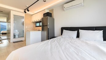 Goseong Bluebeach Pension&glamping