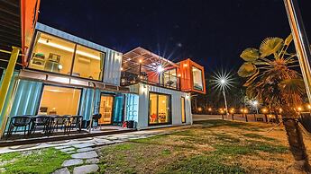 Goseong Bluebeach Pension&glamping
