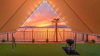 Goseong Bluebeach Pension&glamping