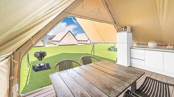 Goseong Bluebeach Pension&glamping