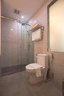 Elegant Airport Hotel