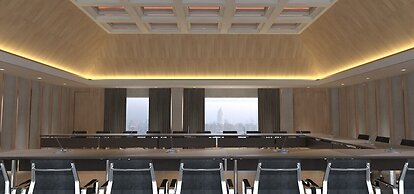 Elegant Airport Hotel