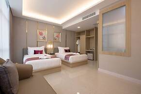 Elegant Airport Hotel