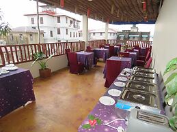 Rumaisa Hotel