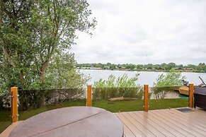 Tattershall Lakes Country Park