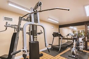 Coratel Suites