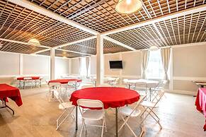 Coratel Suites