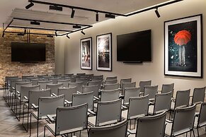 Radisson RED Liverpool