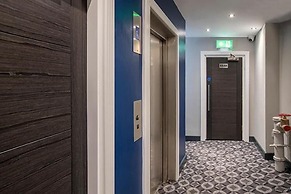 Cavern Quarter Apts - 31 North John St