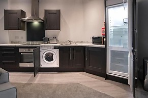 Cavern Quarter Apts - 31 North John St