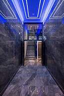 Cavern Quarter Apts - 31 North John St