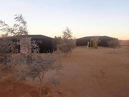 Camel Trek Bivouac in Merzouga