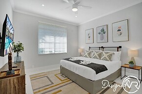 Luxurious 8BR Family Estate with Pool