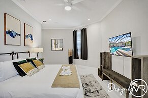 Luxurious 8BR Family Estate with Pool