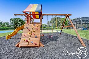 Luxurious 8BR Family Estate with Pool