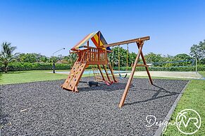 Luxurious 8BR Family Estate with Pool