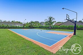 Luxurious 8BR Family Estate with Pool