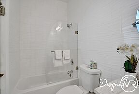 Luxurious 8BR Family Estate with Pool