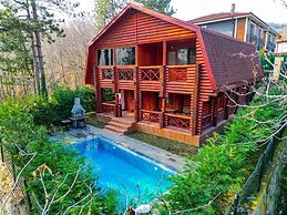 Mila Garden Villas & Bungalows