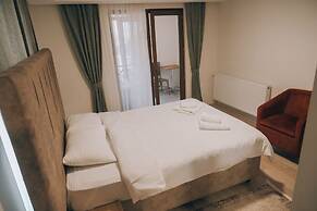 Mila Garden Villas & Bungalows