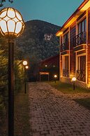 Mila Garden Villas & Bungalows