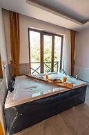 Mila Garden Villas & Bungalows