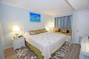 Marigot Beach 207 1 Bedroom Condo by RedAwning